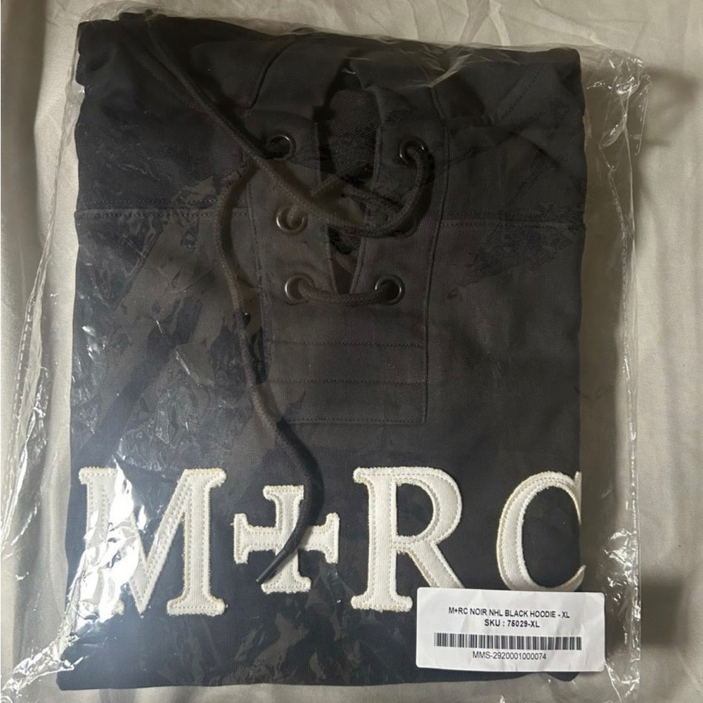M+RC NOIR NHL HOODIE - Picture 3 of 3